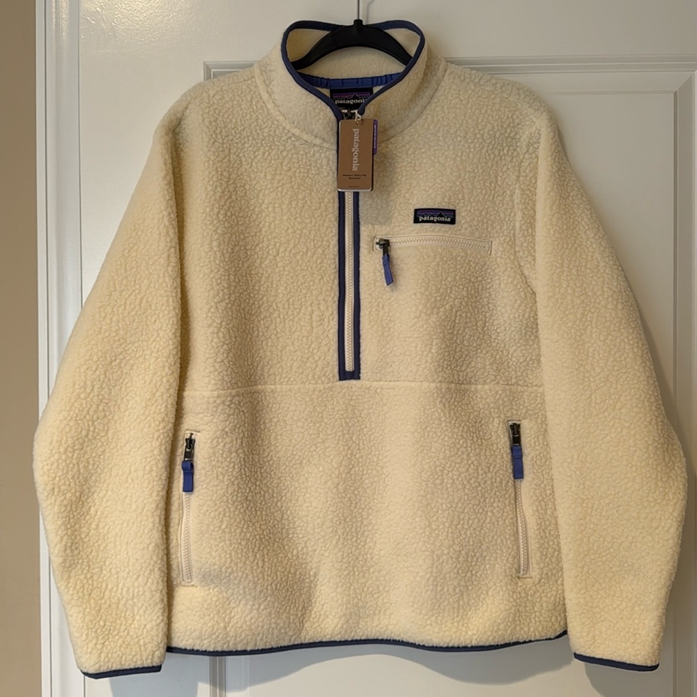 Patagonia Cream Sherpa Fleece Pullover with Blue Trim